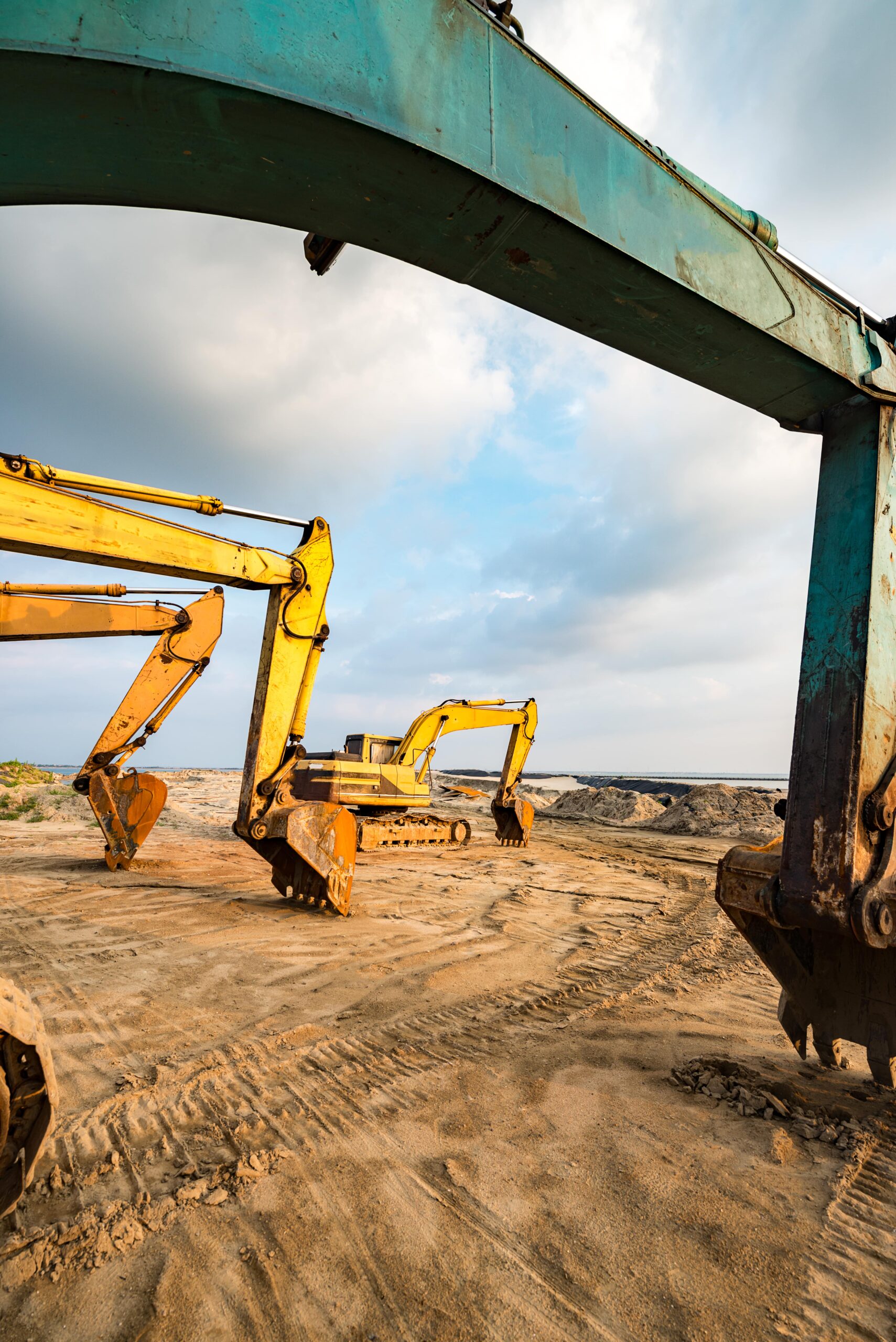 Equipment & Vehicle Rental
